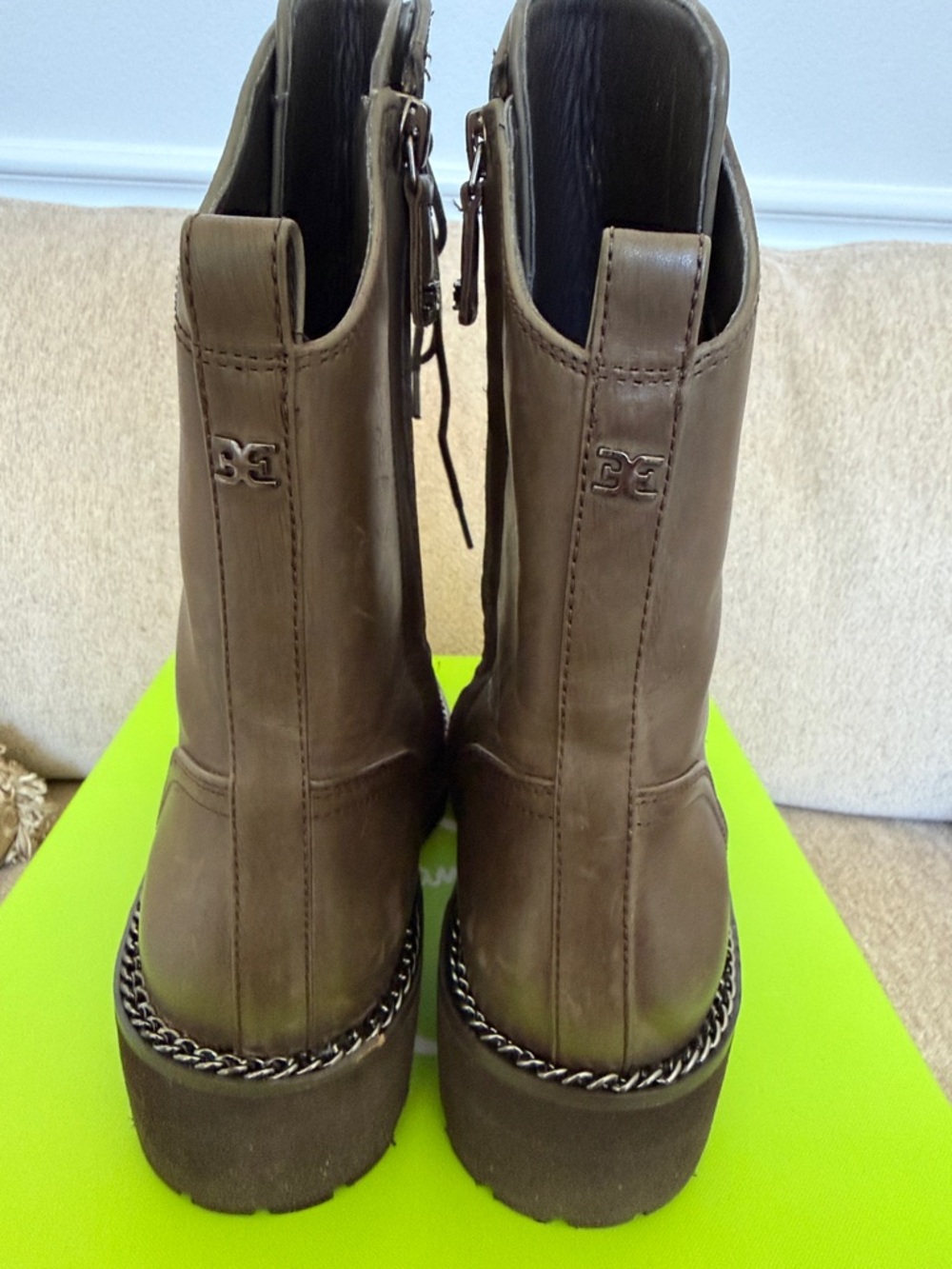 Sam Edelman Lenley, Alpine Green Lea Lace-Up Platform Lug Boots, Size 10 - Picture 8 of 9